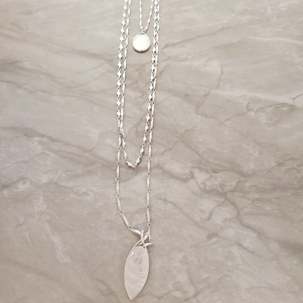 ✨ Stella and Dot Mother Of Pearl Aurelia 3 in 1 Necklace ✨ - Picture 2 of 11